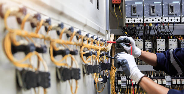 Professional Electrician technician working in Riverdale, UT